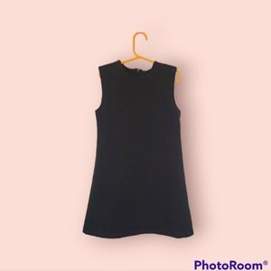 Black Sleeveless Girls Dress